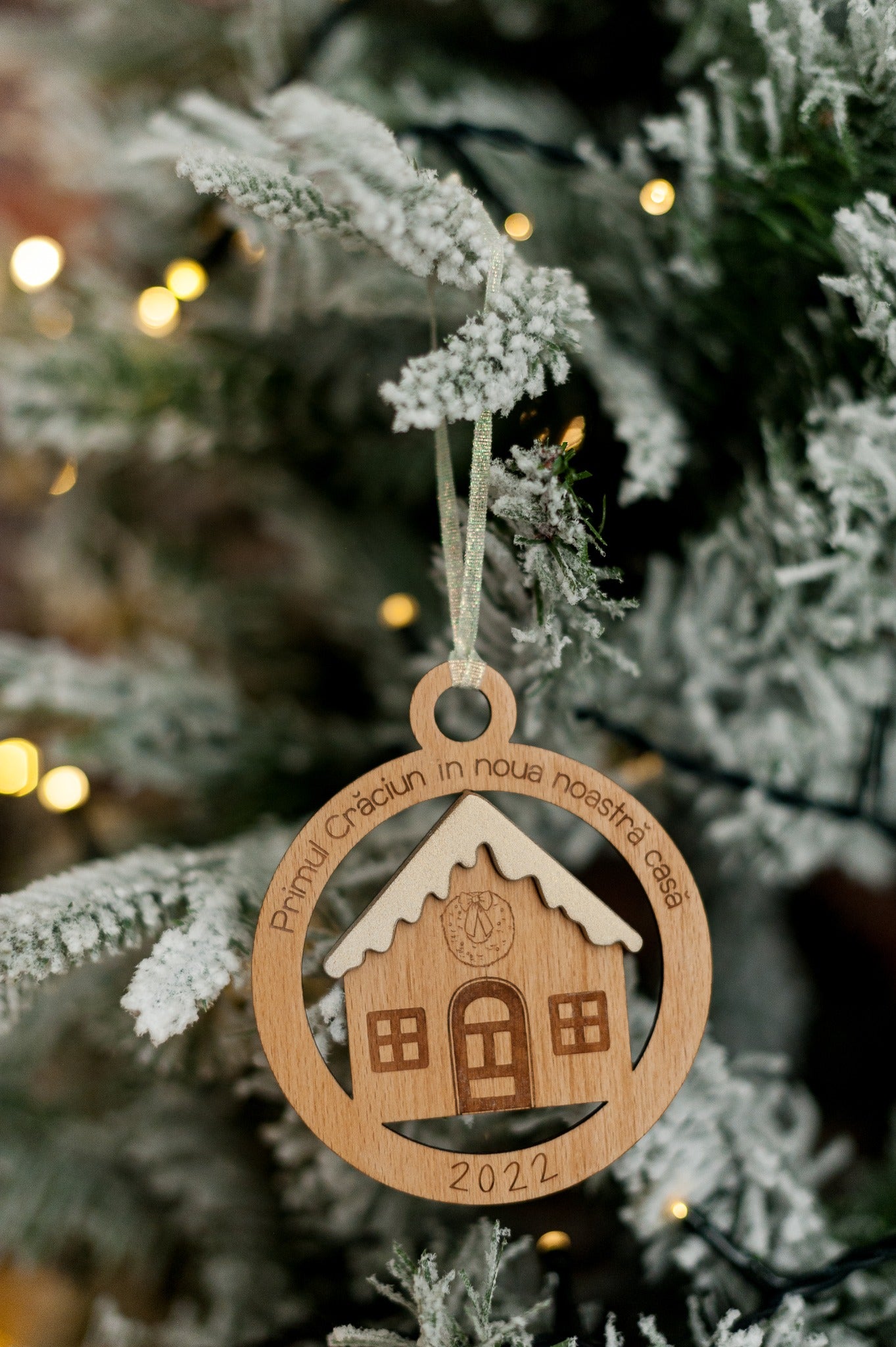 Glob din lemn natur PRIMUL CRĂCIUN în noua noastră casă