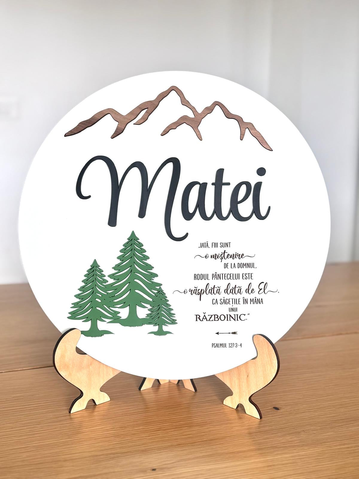 Decor cu munte și brazi 3D cu nume personalizat și text gravat