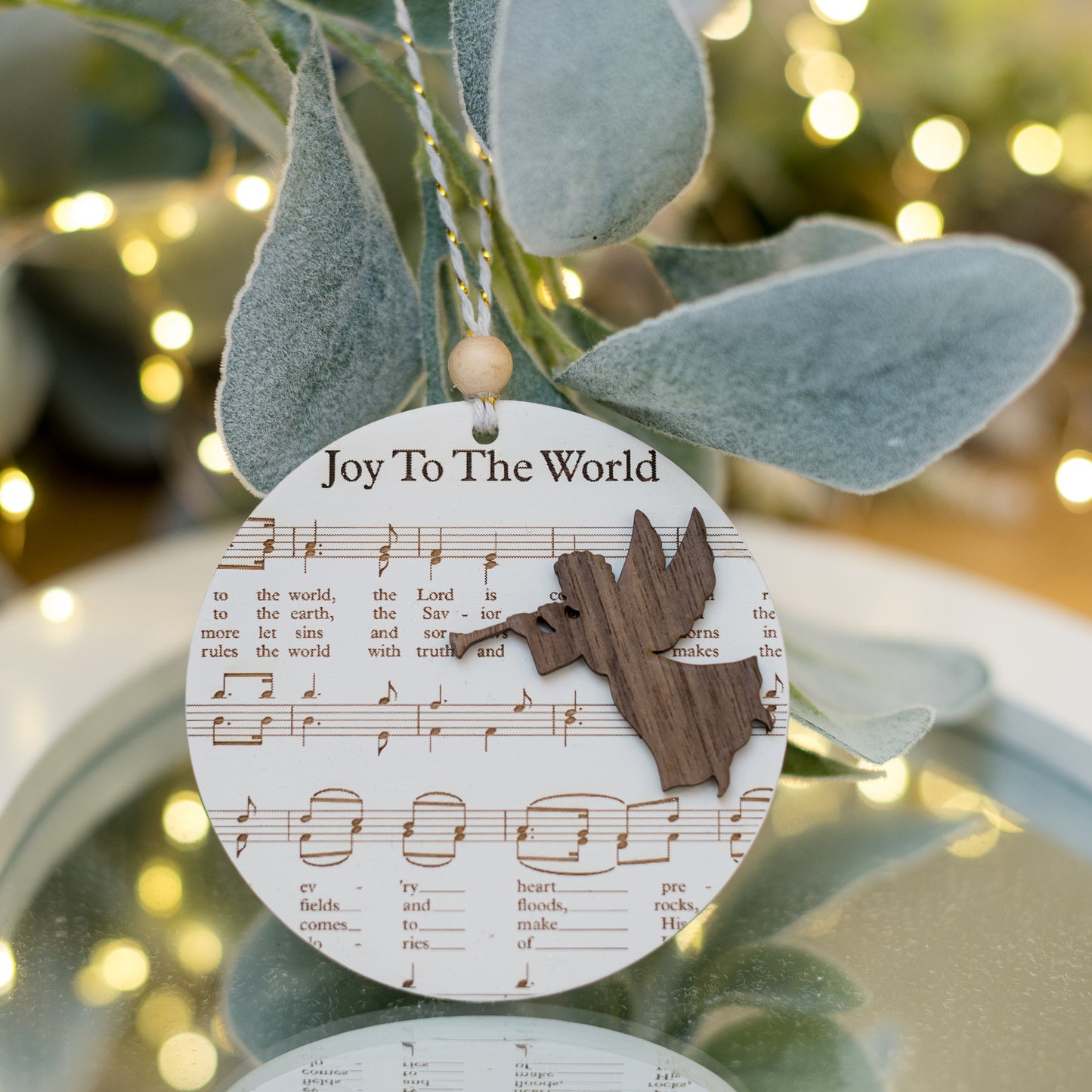 Ornament din lemn cu colind tradițional gravat JOY to the WORLD și cu îngeraș