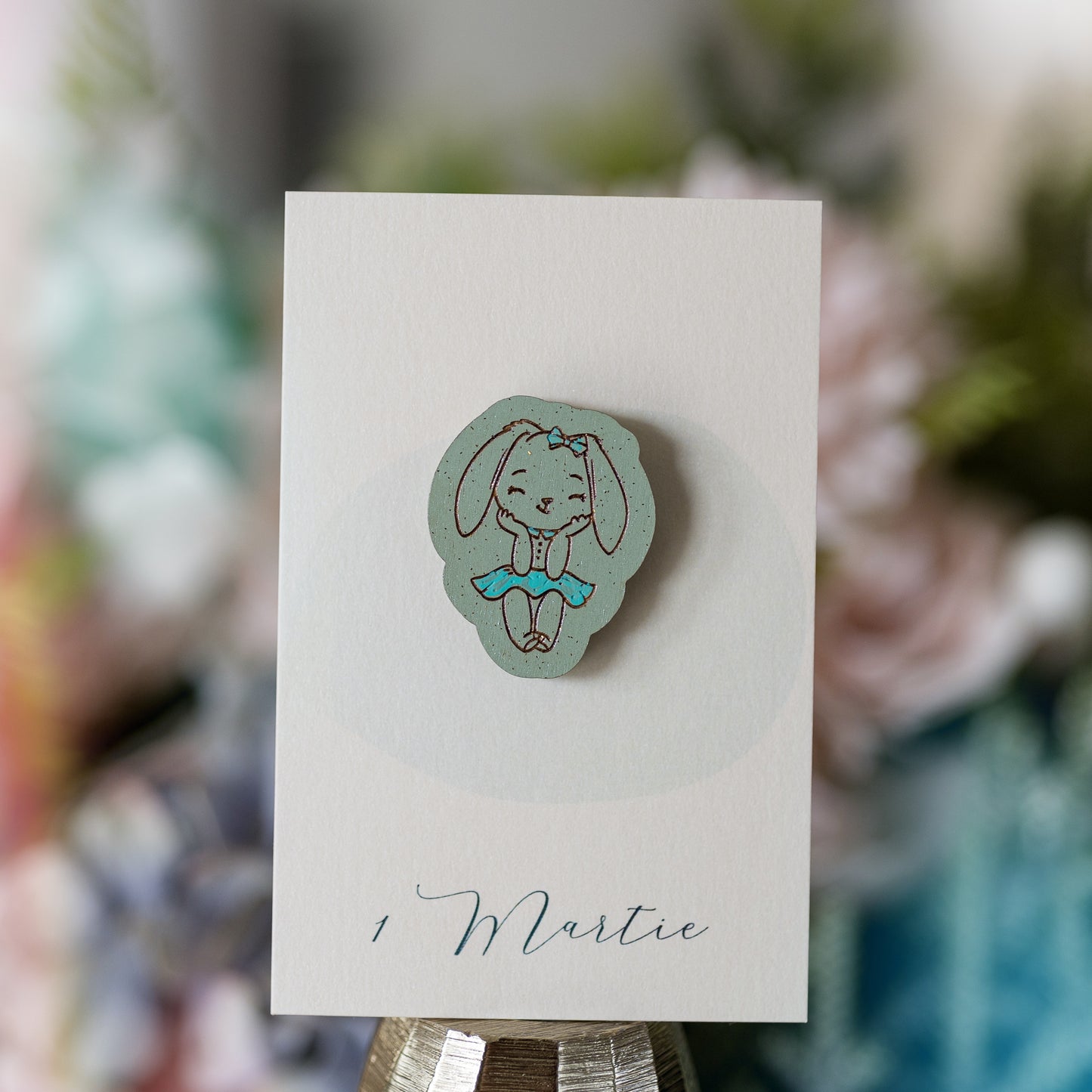 Mărțișor pictat manual cu o cățelușă drăguță